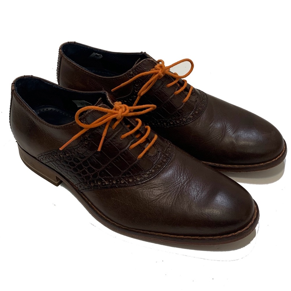 9 / Cole Haan Brown Oxfords with Orange Laces